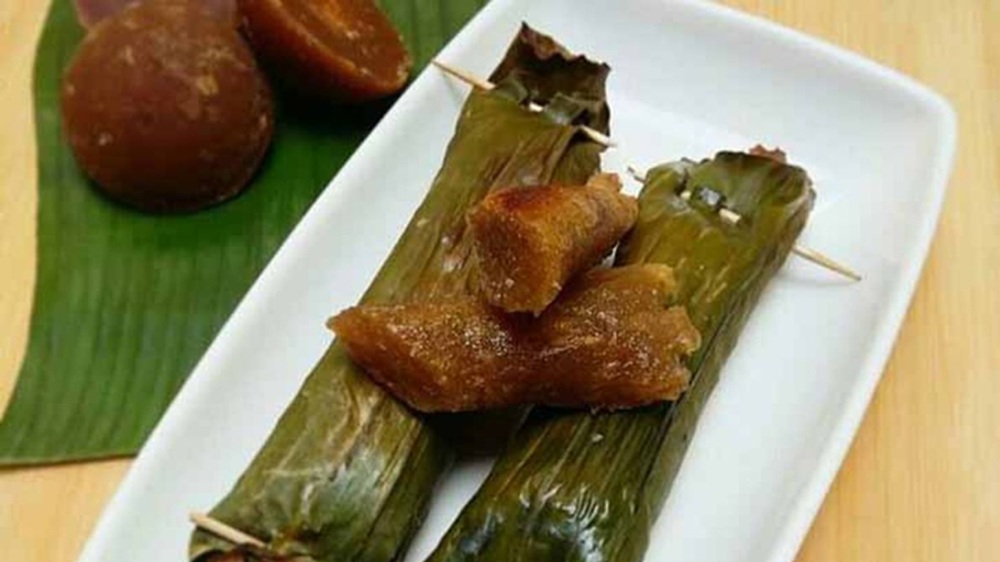 Cara Mudah Membuat Kue Lompong Sagu Khas Minang yang Wangi, Legit, dan Kenyal