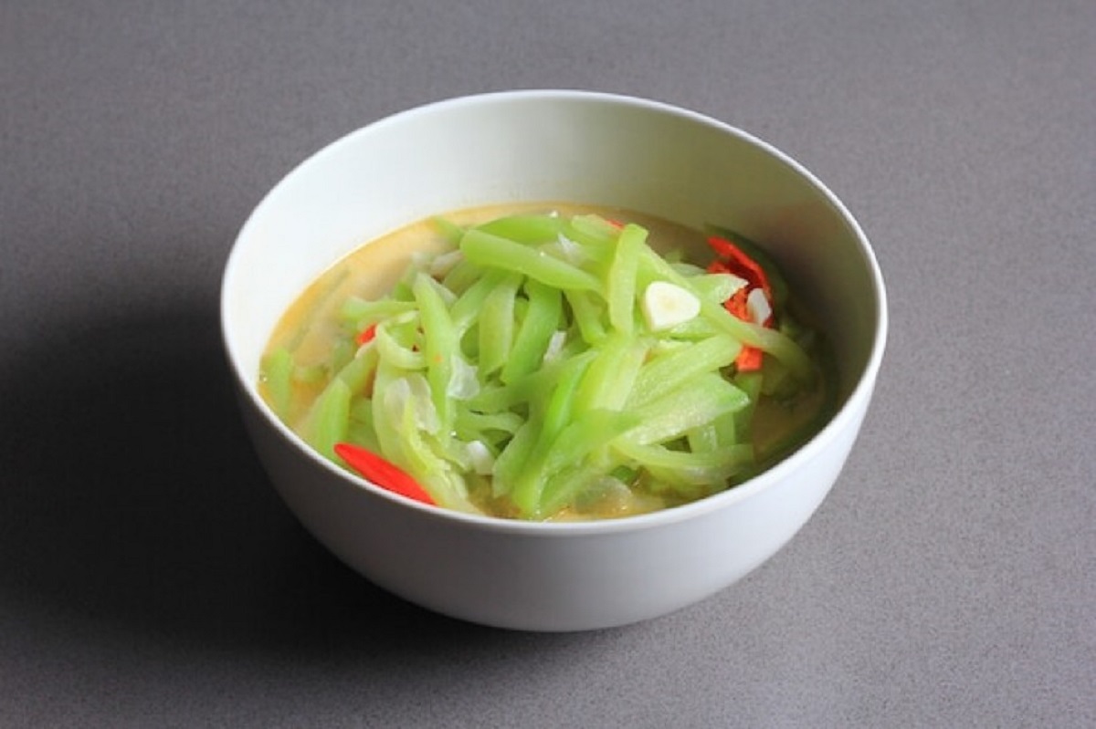 Resep Sayur Labu Siam Kuah Santan: Lauk Sederhana Penuh Rasa Khas Rumahan