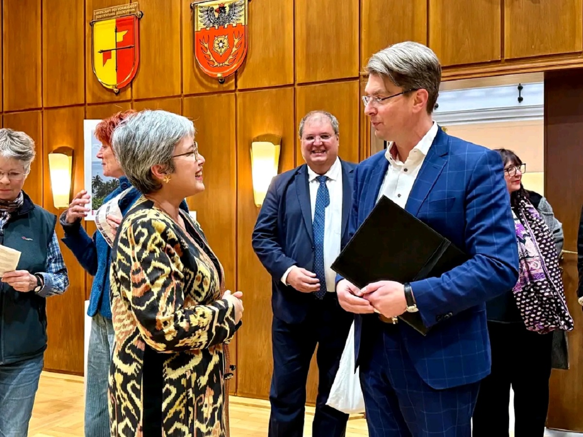 Hubungan Persahabatan Padang–Hildesheim Semakin Erat Lewat Perayaan 'Malam Indonesia' di Jerman