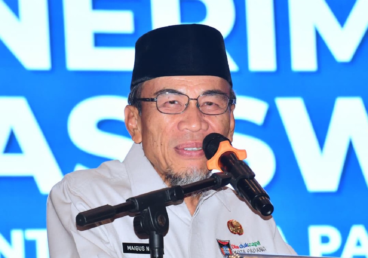 Pemko Padang Lepas 41 Mahasiswa Penerima Beasiswa Vokasi Aviasi ke Tangerang