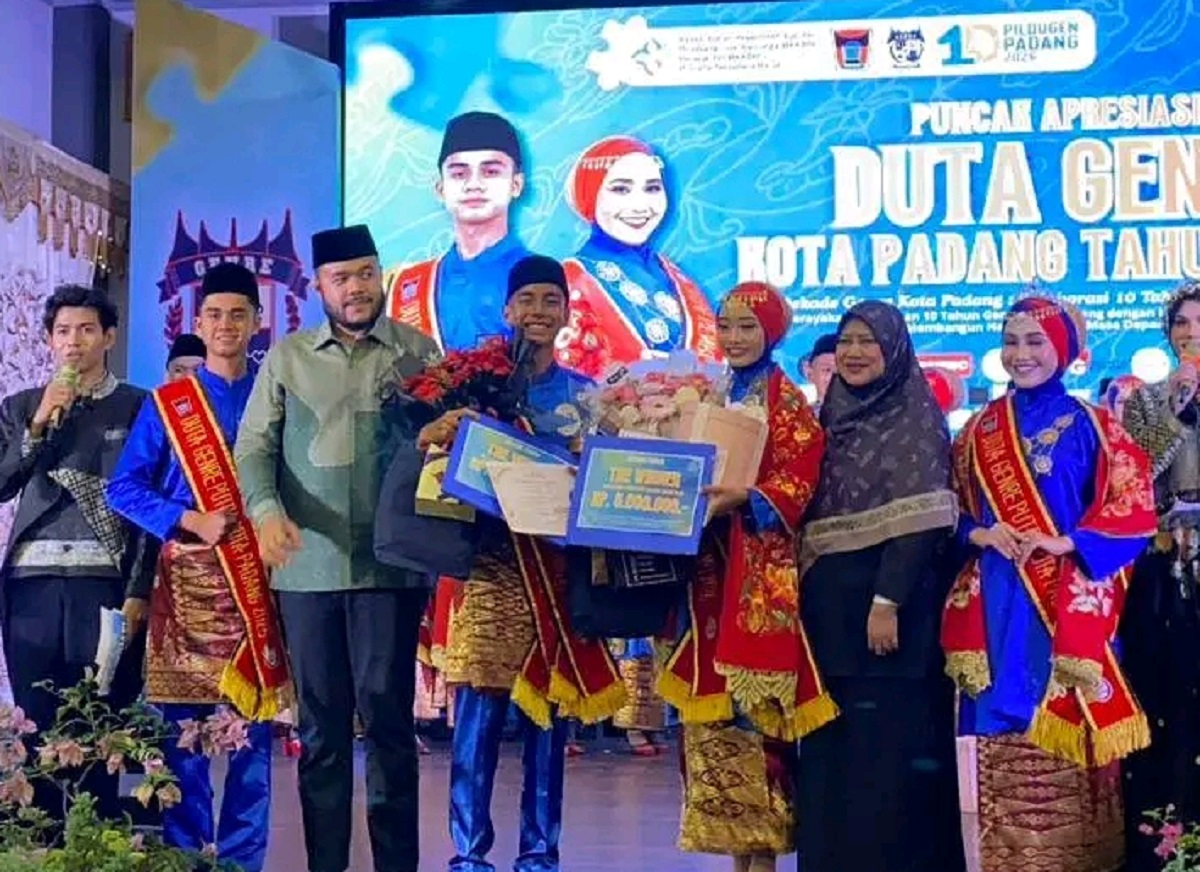 Fathir Latif dan Nikita Arhimah Resmi Jadi Winner Duta GenRe Kota Padang 2026