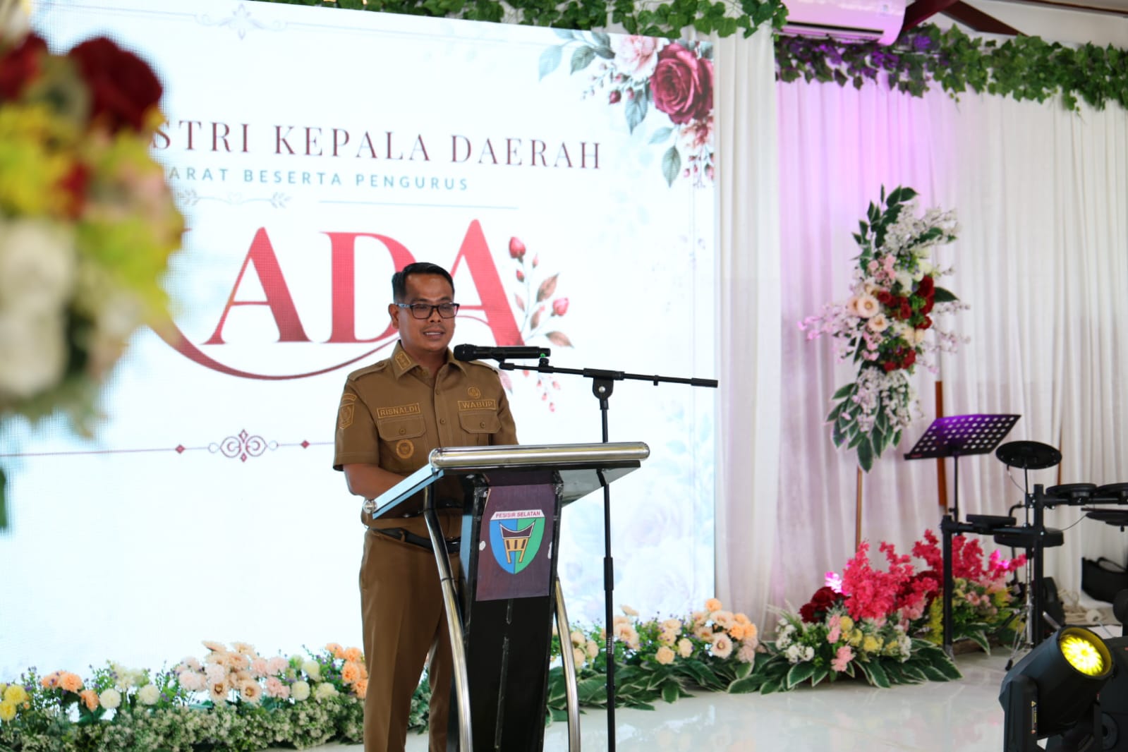 Wabup Risnaldi Ibrahim Ajak ISKADA se-Sumbar Perkuat Sinergi Pembangunan dan Pemberdayaan Keluarga