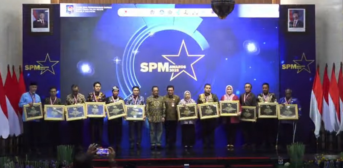 Sumatera Barat Raih Penghargaan Daerah Berkinerja Terbaik dalam Standar Pelayanan Minimal 2025