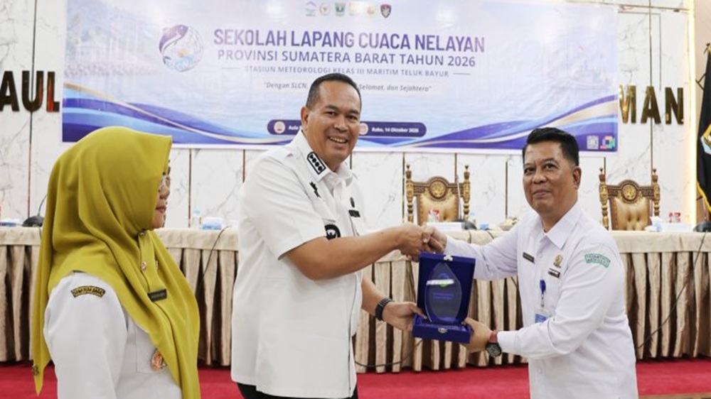 Sekolah Lapang Cuaca Digelar di Pariaman, 35 Nelayan Dibekali Ilmu Keselamatan