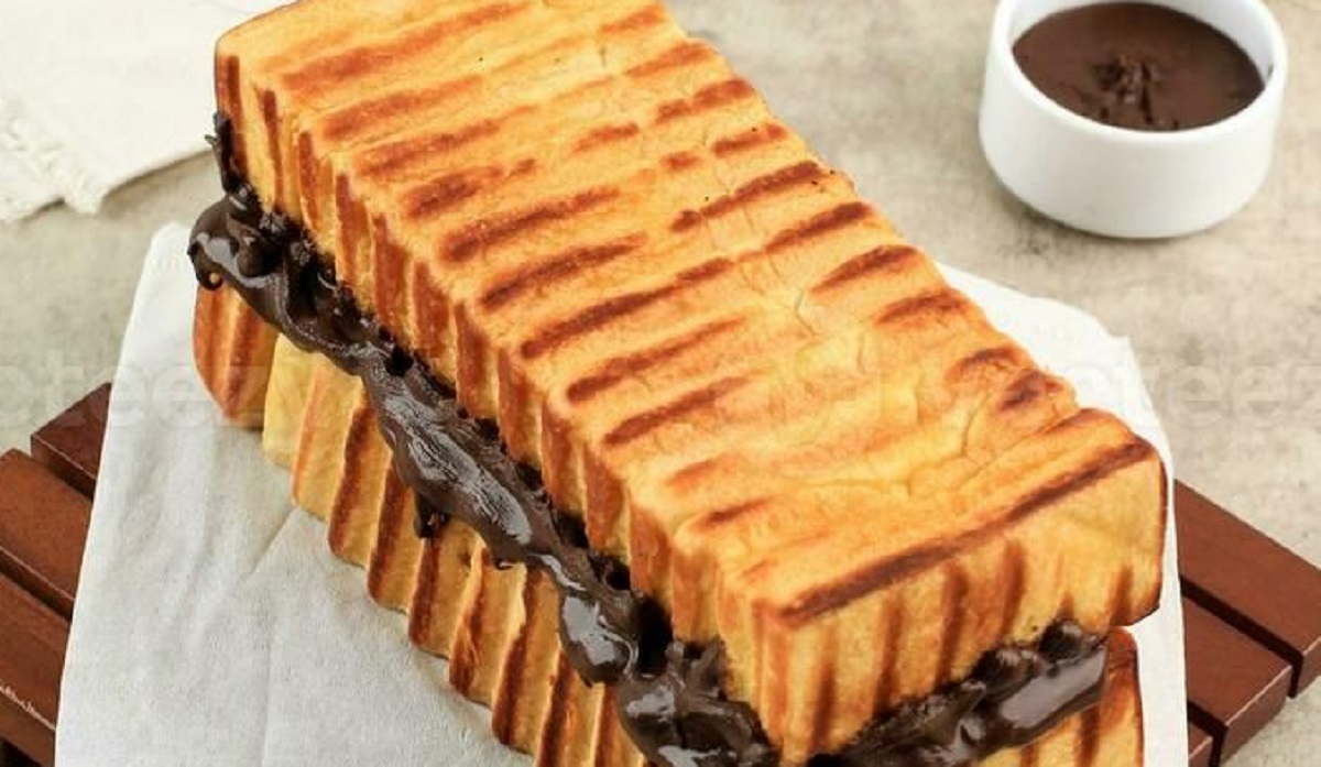 Resep Roti Bakar Kekinian, Camilan Murah Meriah yang Bisa Dibuat di Rumah!