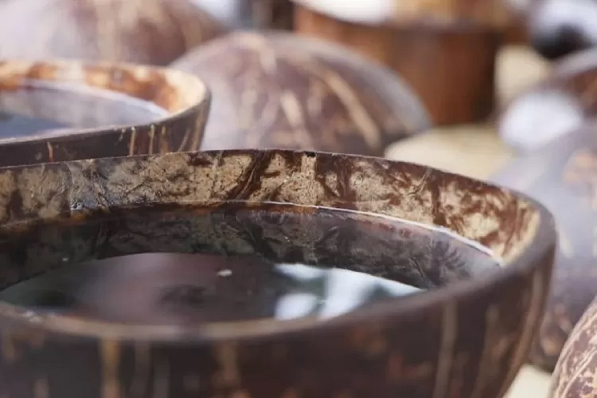 Resep Aia Kawa: Minuman Tradisional Khas Minangkabau dari Daun Kopi