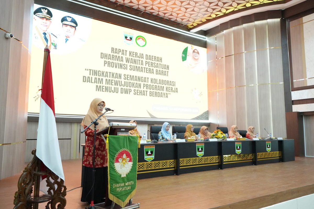 Rakerda DWP Sumbar 2025 Soroti Kasus Kekerasan Remaja, Peran Keluarga ASN Jadi Kunci