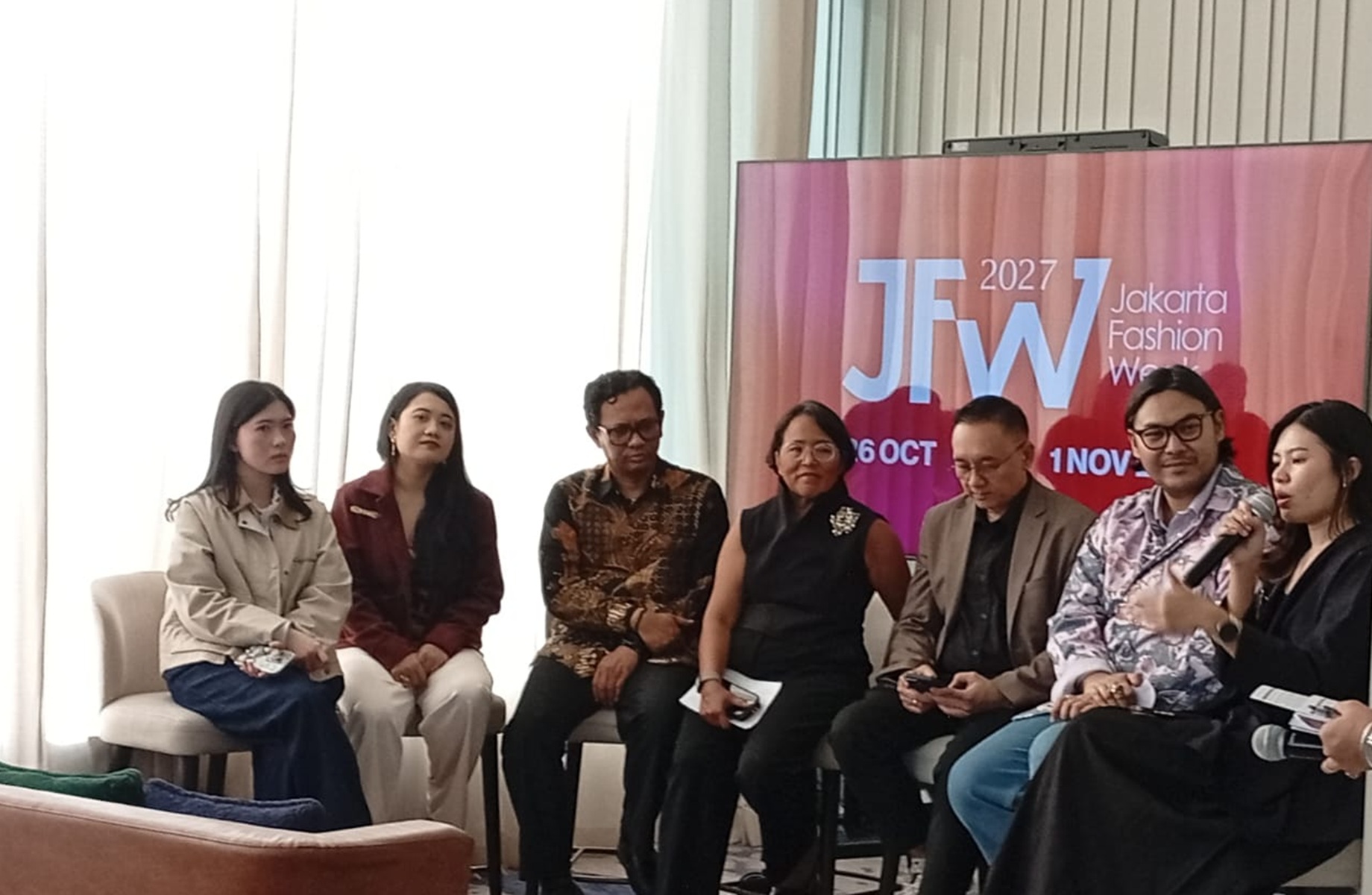 JFW 2027 Kembali Menyapa Pencinta Mode di PIM 3, Hadirkan Inovasi Anyar