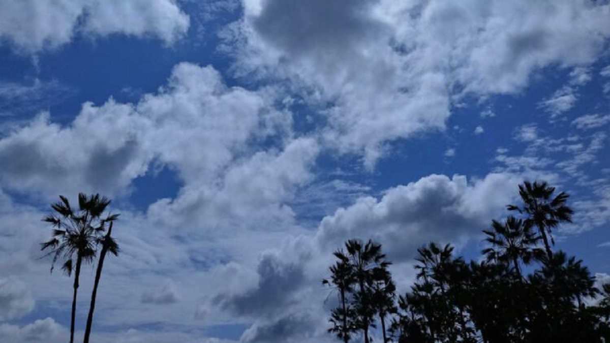 Prakiraan Cuaca Sumatera Barat Minggu Ini: Berawan Mendominasi, Suhu Capai 33°C di Beberapa Wilayah