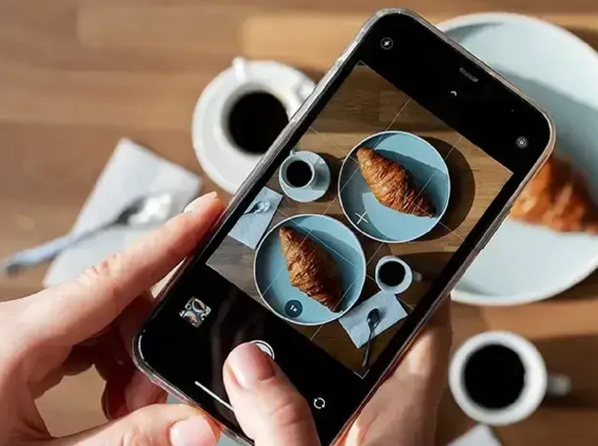 5 Aplikasi Edit Foto AI Gratis yang Lagi Populer, dari Remini hingga Lensa AI