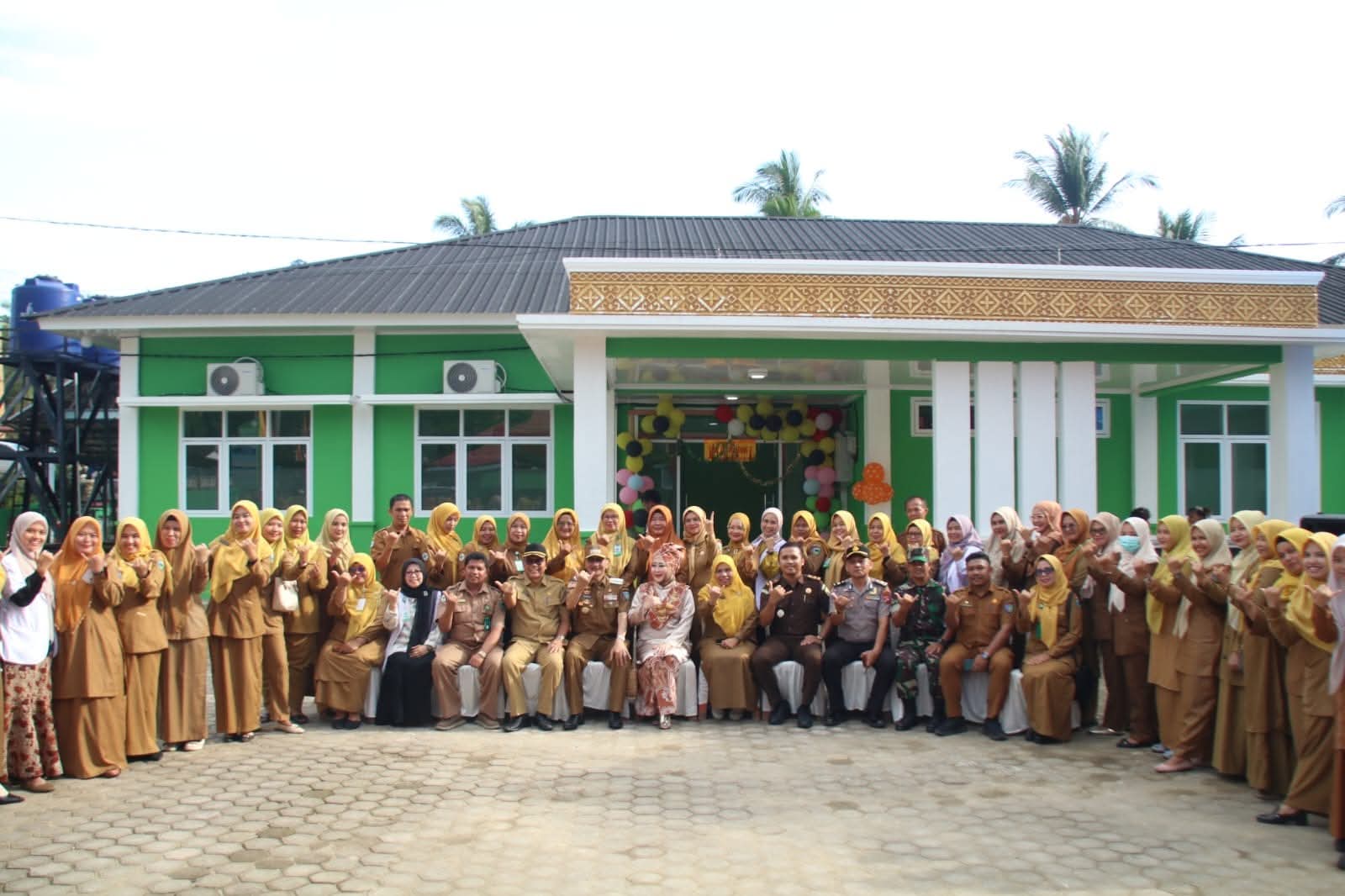 Bupati Hendrajoni Resmikan UGD Puskesmas Balai Selasa