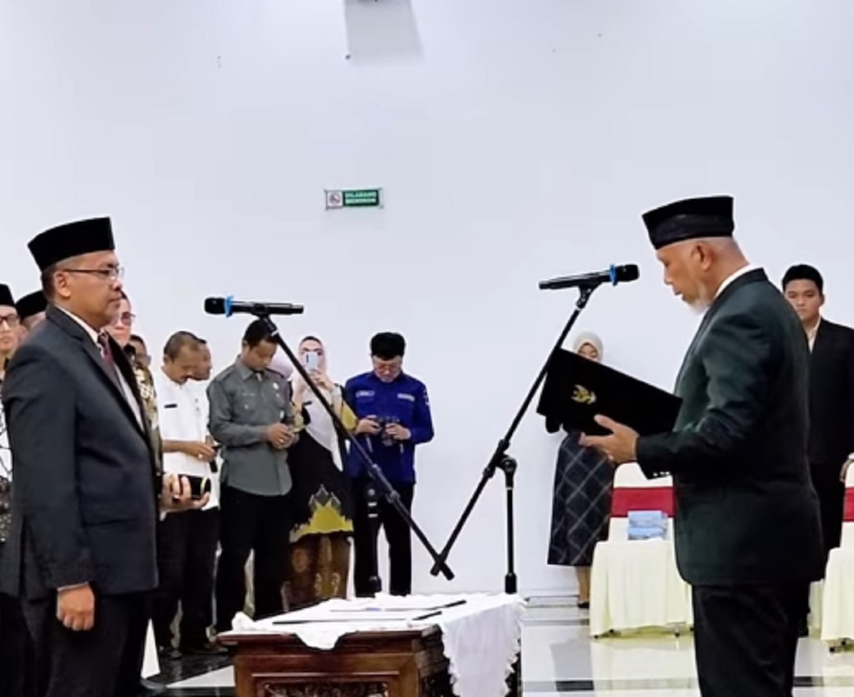 Gubernur Sumatera Barat Lantik Enam Pejabat Pimpinan Tinggi Pratama