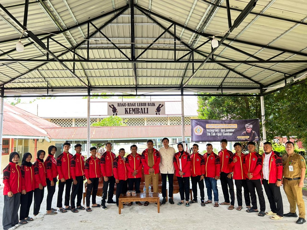 Penuh Semangat, Vasko Ruseimy Dorong Atlet Pencak Silat Sumbar Harumkan Nama Daerah di PON 2025