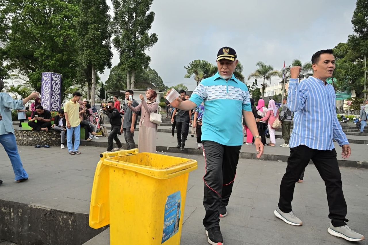 Mahyeldi Kala Tinjau Pasar Ateh Bukittinggi: Perlu Peningkatan Hospitality dan Kebersihan