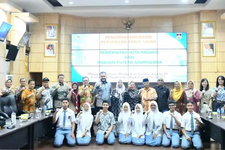Pemko Padang Gaet Sampoerna Foundation Demi Perluas Akses Perguruan Internasional