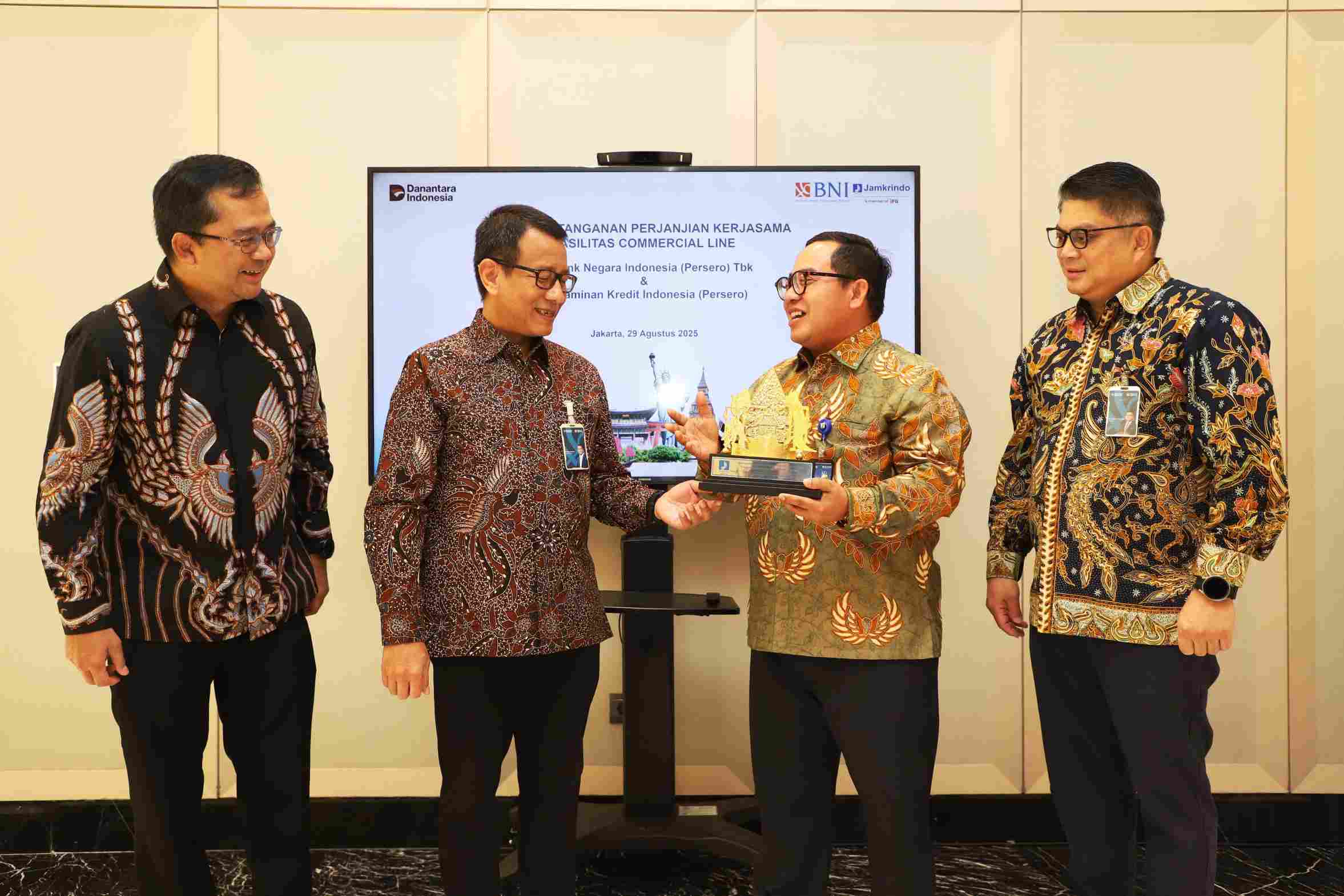 BNI Salurkan Rp5 T Fasilitas ke Jamkrindo, Perkuat Dukungan Pembiayaan UMKM dan Proyek Strategis