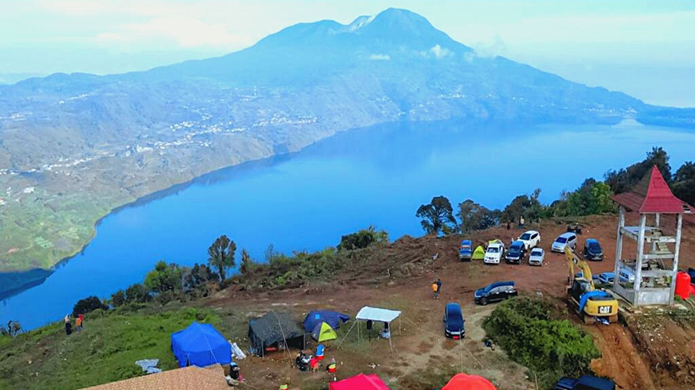 Pesona Bukit Cambai Solok: Tawarkan Panorama 4 Danau dan 4 Gunung 