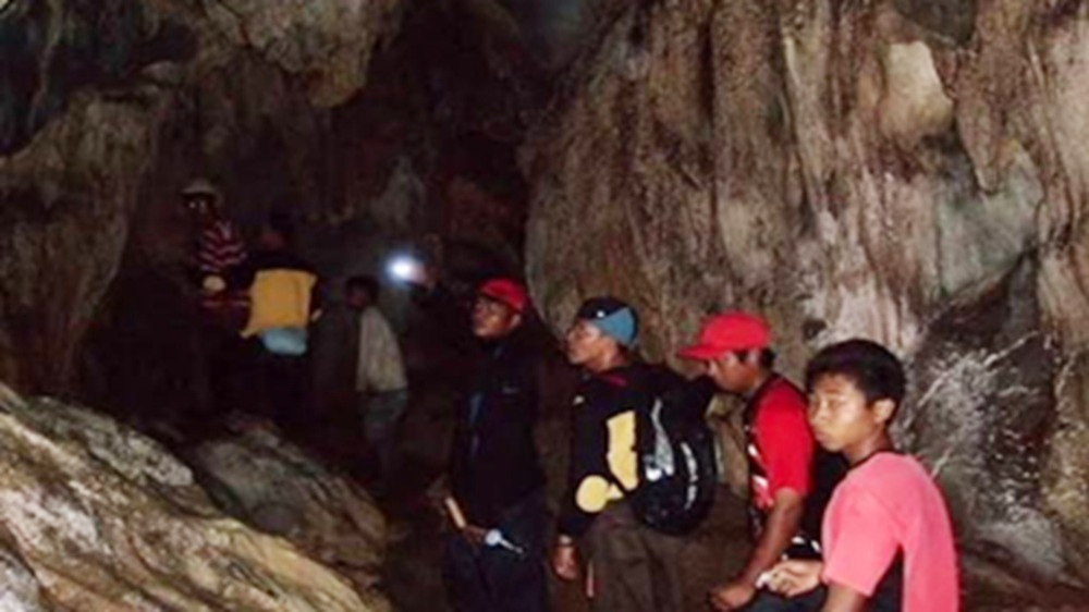 Goa Batu Batirai, Destinasi Wisata Alam yang Menawarkan Keindahan Stalaktit dan Stalagmit