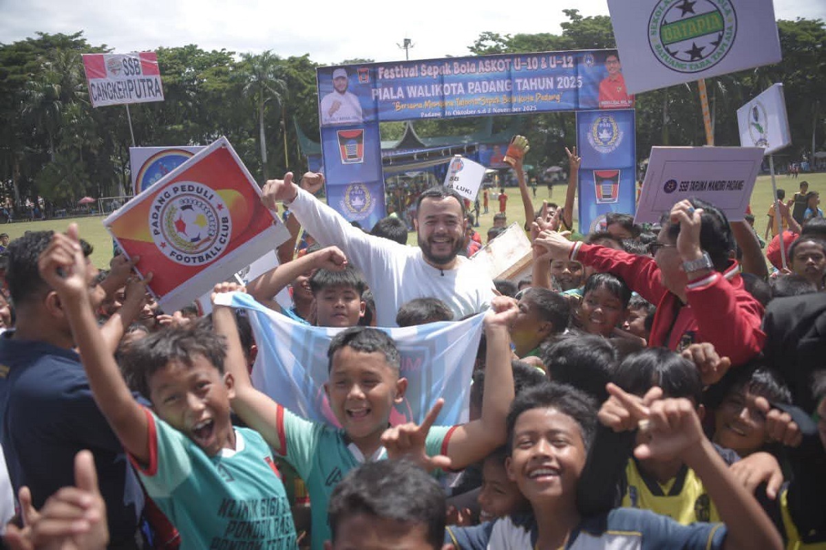 120 Tim Meriahkan Festival Sepak Bola Piala Wali Kota Padang KU 10 dan 12, Ajang Penjaringan Bibit Unggul Seja