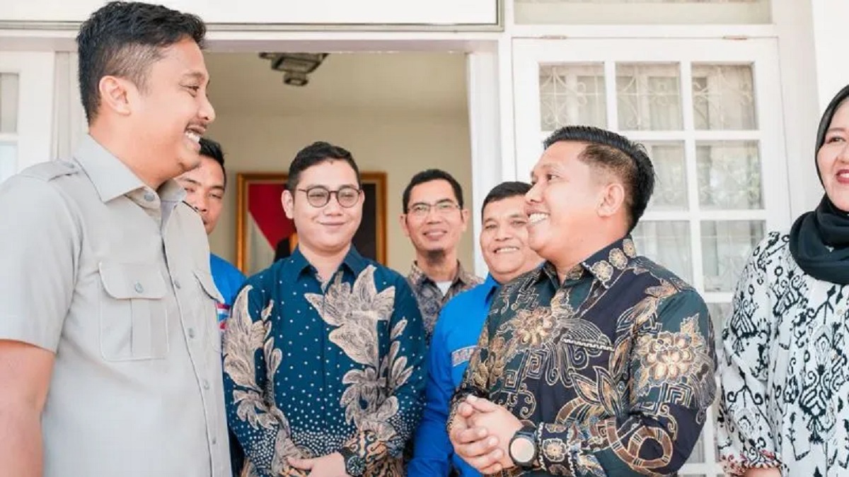 Temui Vasko Ruseimy, Wali Kota Sibolga Minta Maaf atas Pelanggaran Pukat Harimau
