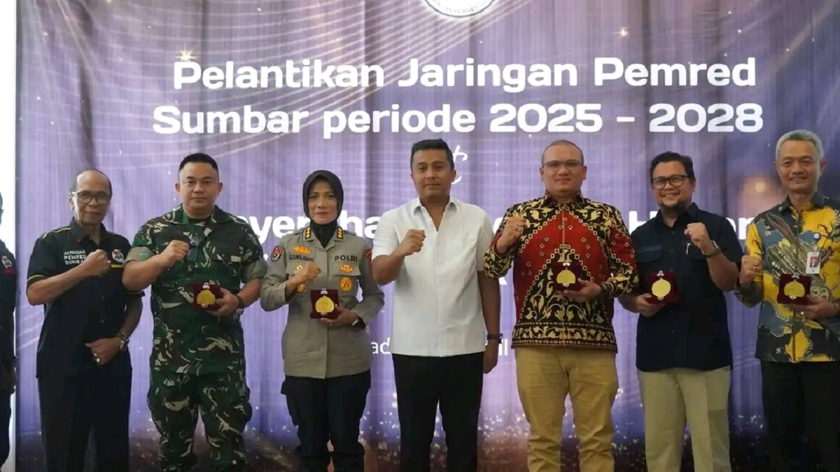 Resmi Dilantik, Adrian Tuswandi Pimpin Jaringan Pemred Sumbar Periode 2025–2028