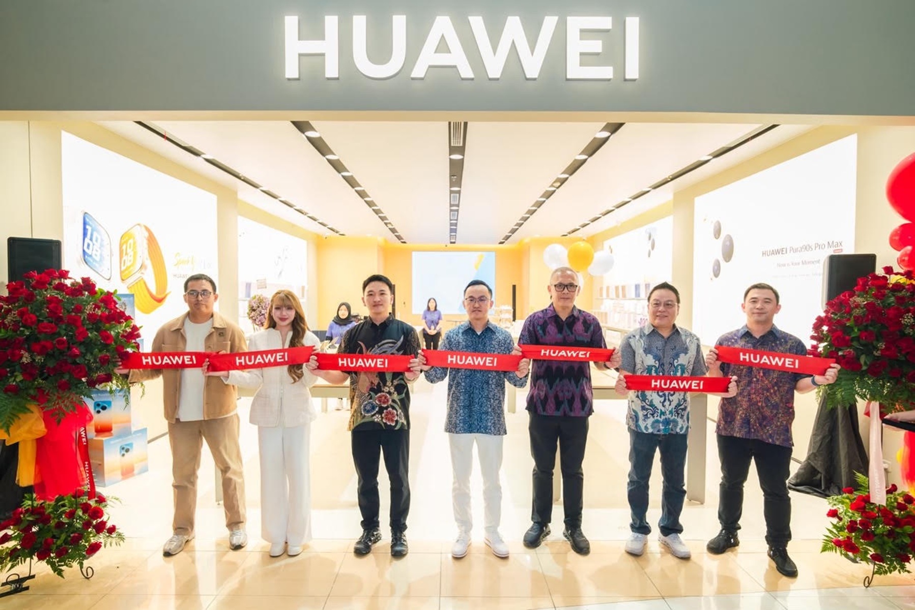 Ekspansi Agresif di Tanah Air, Huawei Resmikan 9 Gerai Baru Sekaligus Capai 100 HES
