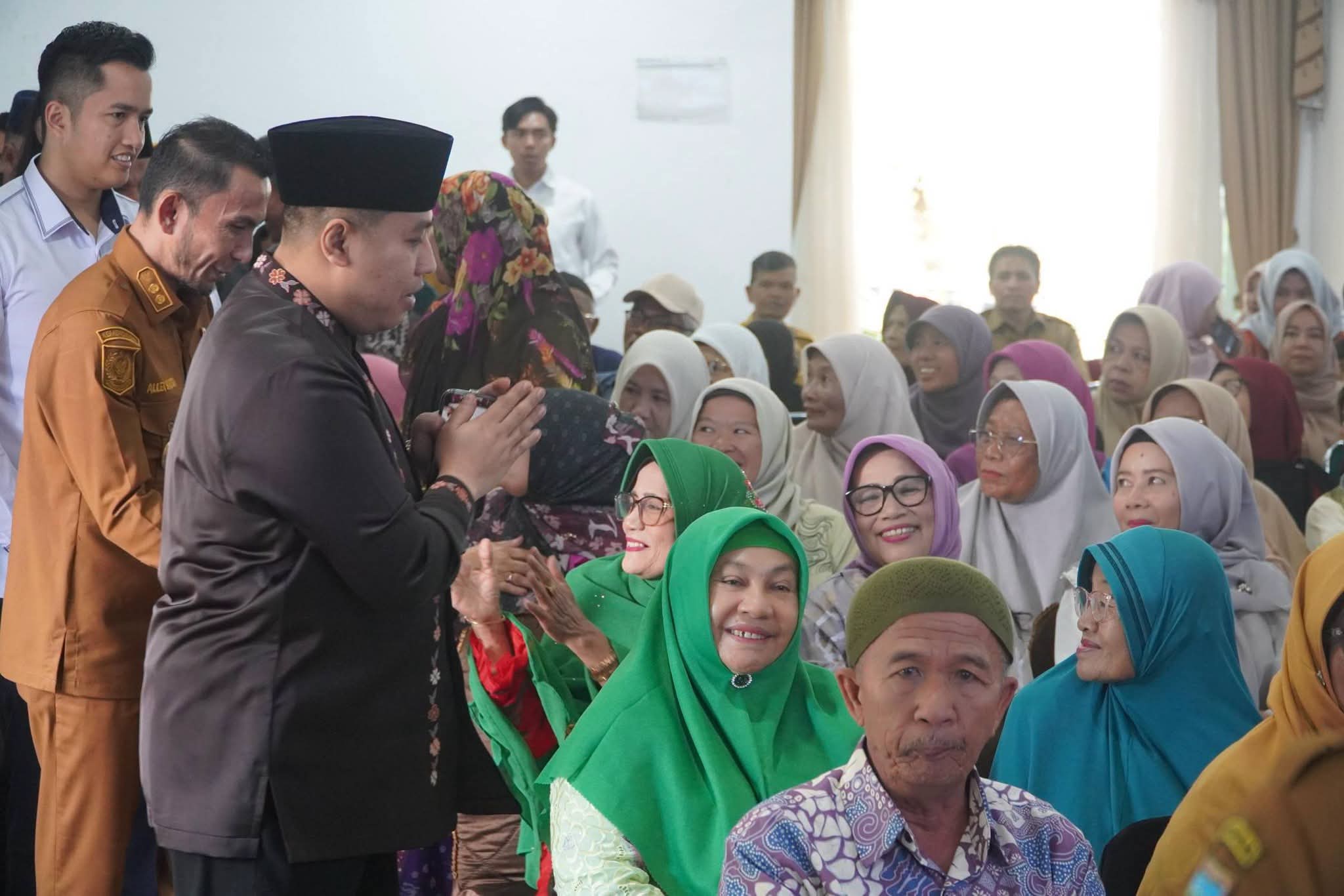 Pemko Payakumbuh Kembali Gelar Sekolah Lansia, 80 Peserta Ikuti Pembelajaran