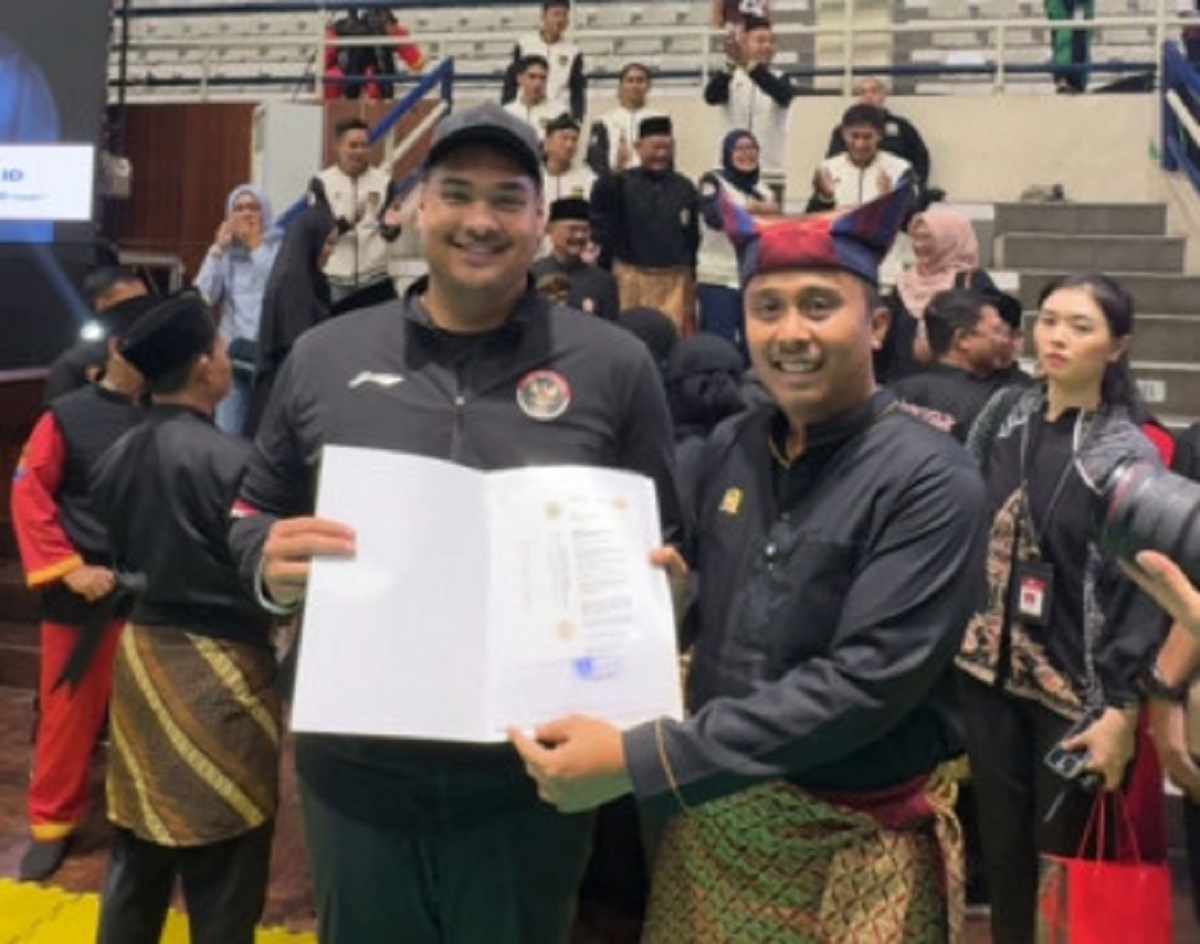 Wagub Sumbar Vasko Ruseimy Resmi Jabat Ketua Umum IPSI Sumbar di HUT ke-77