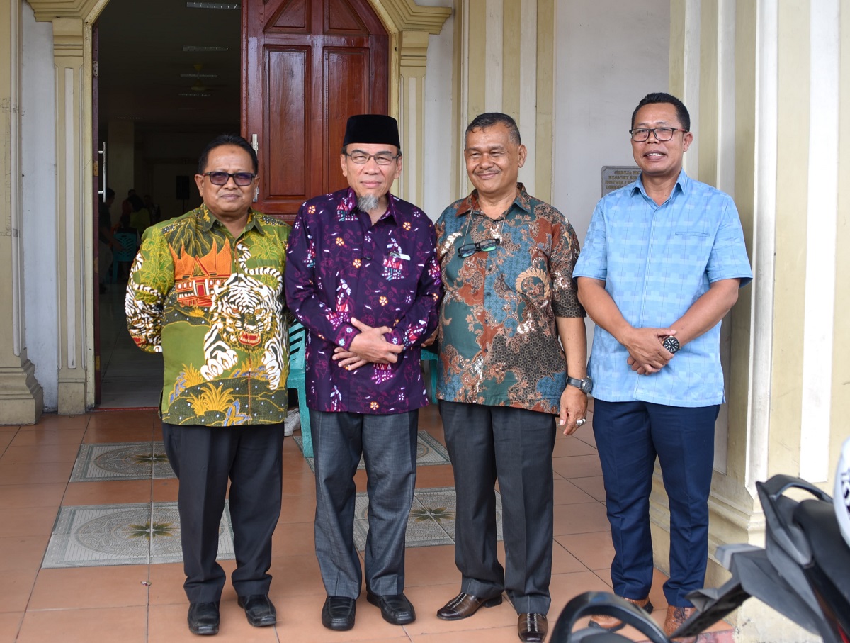 Jaga Harmonisasi Lintas Agama, Wawako Padang Hadiri Pisah Sambut Pimpinan HKBP Sumbar