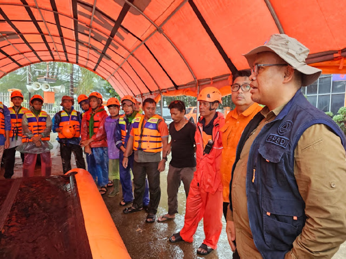 Tanggap Darurat Bencana, Sekdaprov Sumbar Arry Yuswandi Pusatkan Komando di Kantor BPBD untuk Percepatan Penan