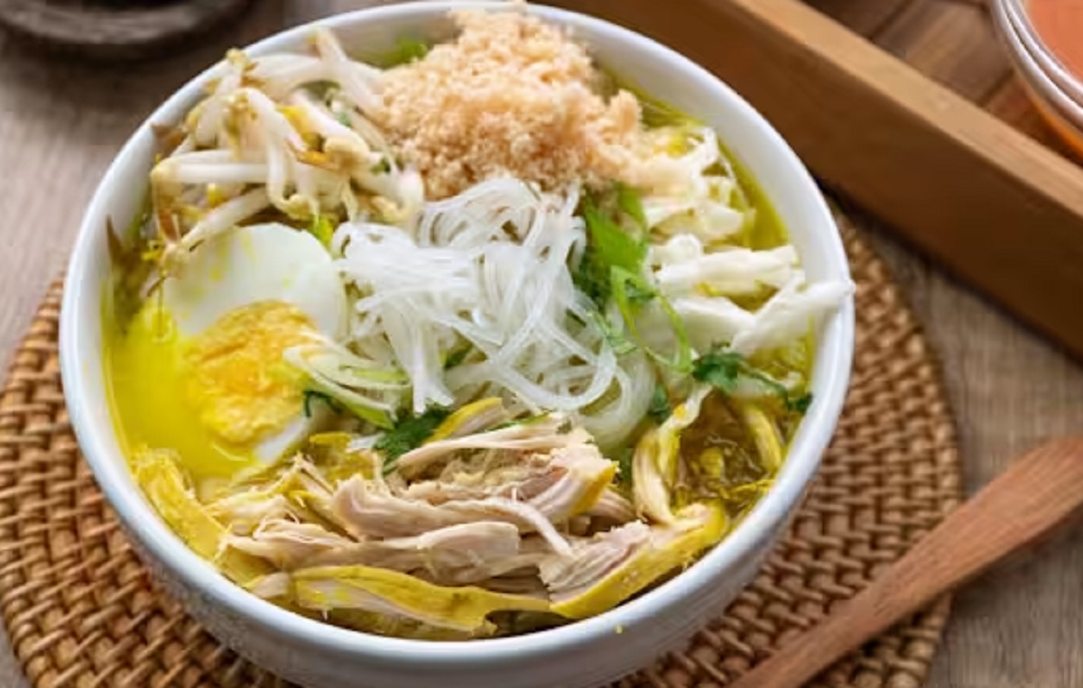 Soto Ayam, Kuliner Nusantara yang Tak Pernah Gagal Bikin Kangen! Ini Resep Mudahnya