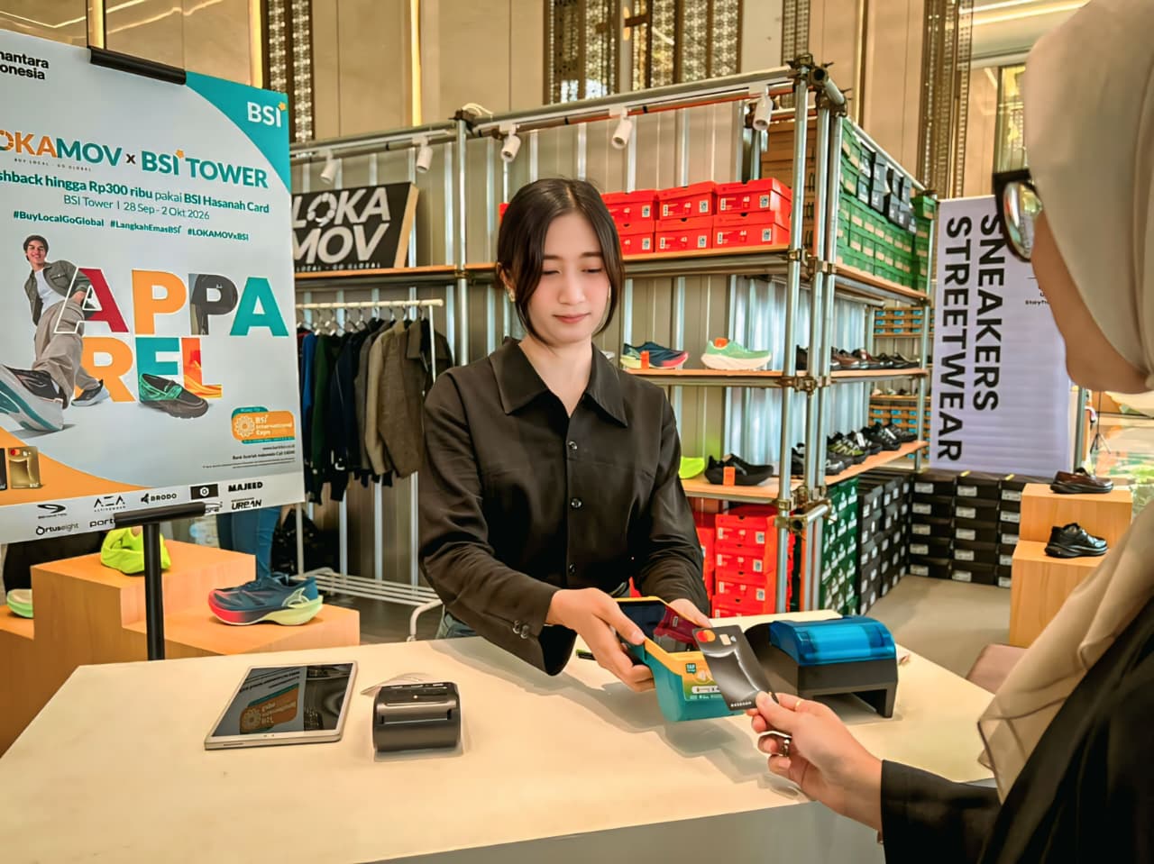Sneakers Lokal Makin Menarik, BSI Gandeng LOKAMOV Perluas Akses UMKM ke Konsumen