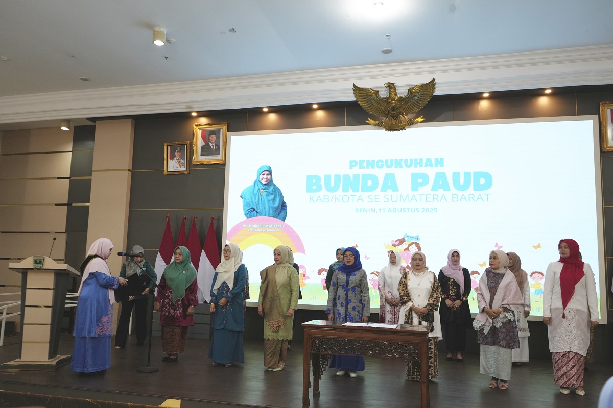 Bunda PAUD se-Sumbar Resmi Dikukuhkan, Fokus pada Pembentukan Karakter Anak Usia Dini