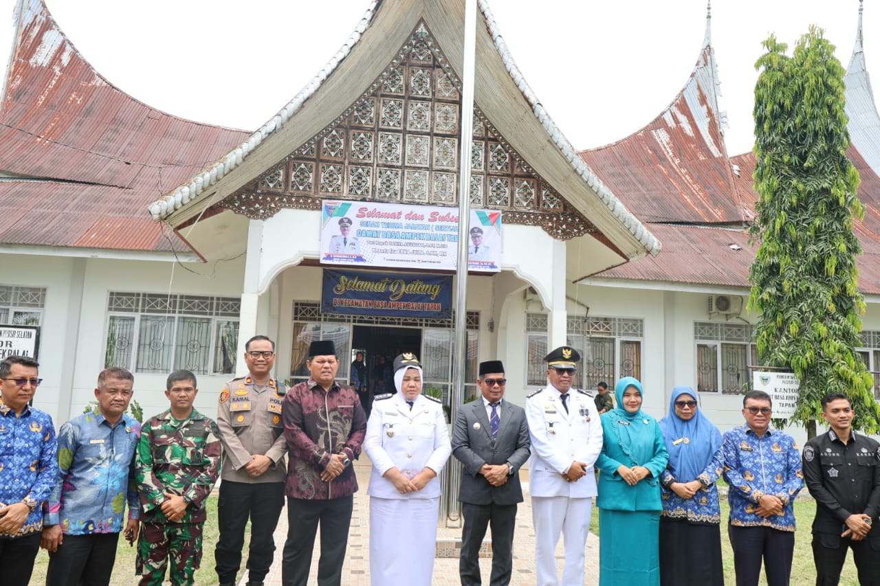 Hadiri Sertijab Camat Basaba Tapan, Wabup Risnaldi Tegaskan Komitmen Pemkab Majukan Tapan