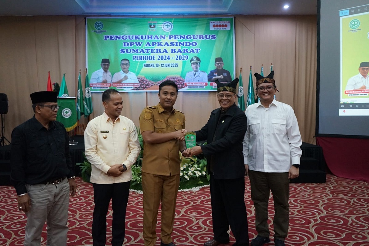 Wagub Sumbar Vasko Ruseimy Tegaskan Komitmen Membela Petani Sawit