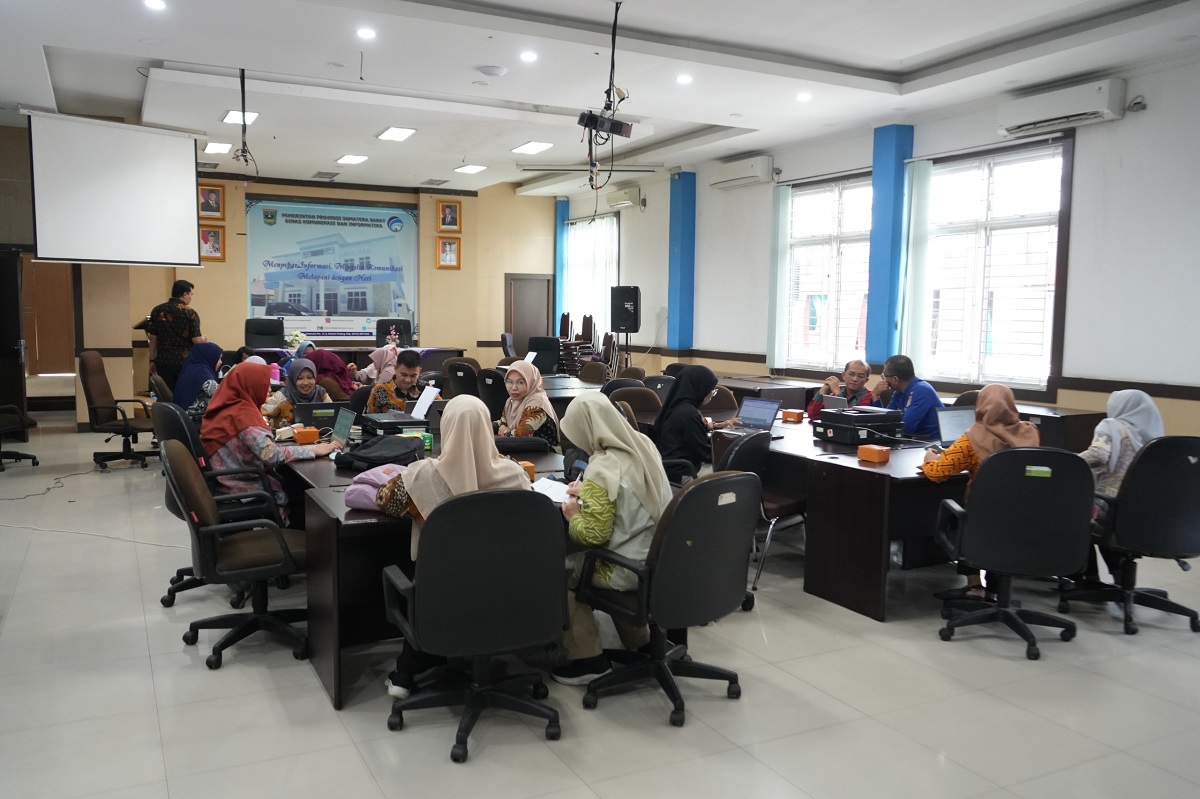 Pemprov Sumbar Buka Desk Verifikasi Data untuk 50 OPD, Perkuat Tata Kelola Satu Data Indonesia