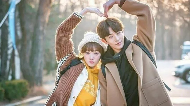 7 Drama Korea Romantis yang Cocok Ditonton saat Lagi Overthinking, Melepas Penat!