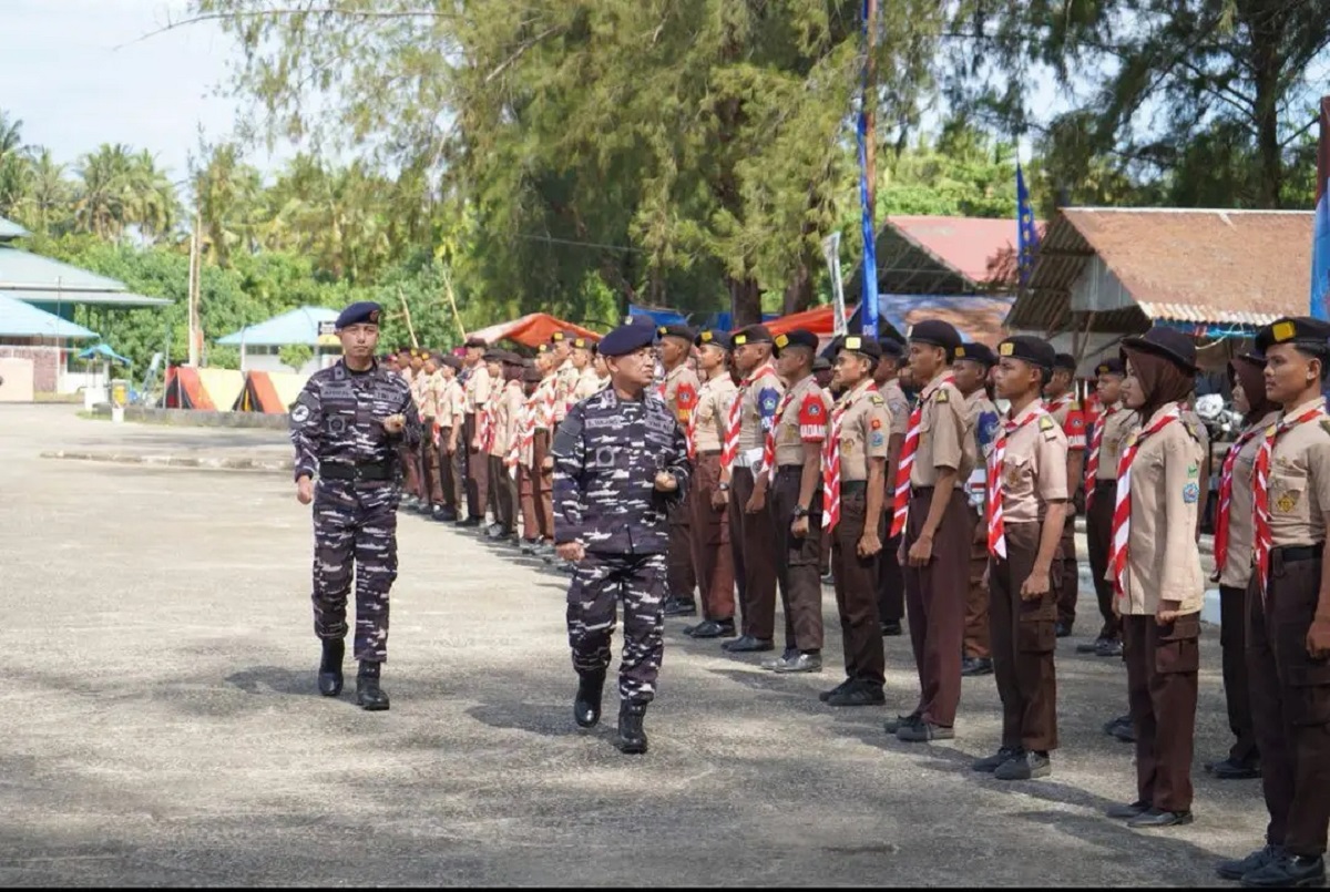 Perkuat Karakter Pemuda, Ka Kwarcab Padang Andree Algamar Hadiri Pembukaan Persami KKRI di Pantai Air Manis