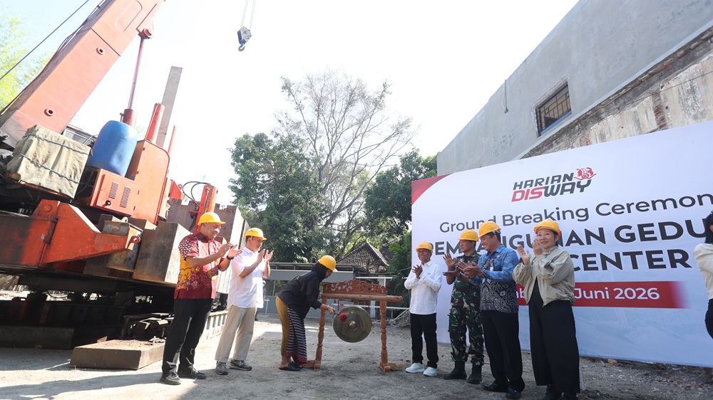 Harian Disway Groundbreaking Pembangunan Gedung Kantor Baru di Surabaya