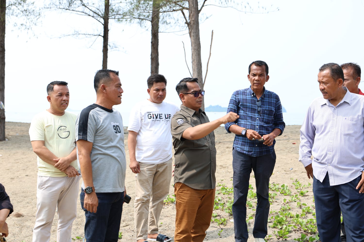 Tinjau Kampung Nelayan Merah Putih di Tarusan, Wabup Risnaldi Dorong Kawasan Terpadu