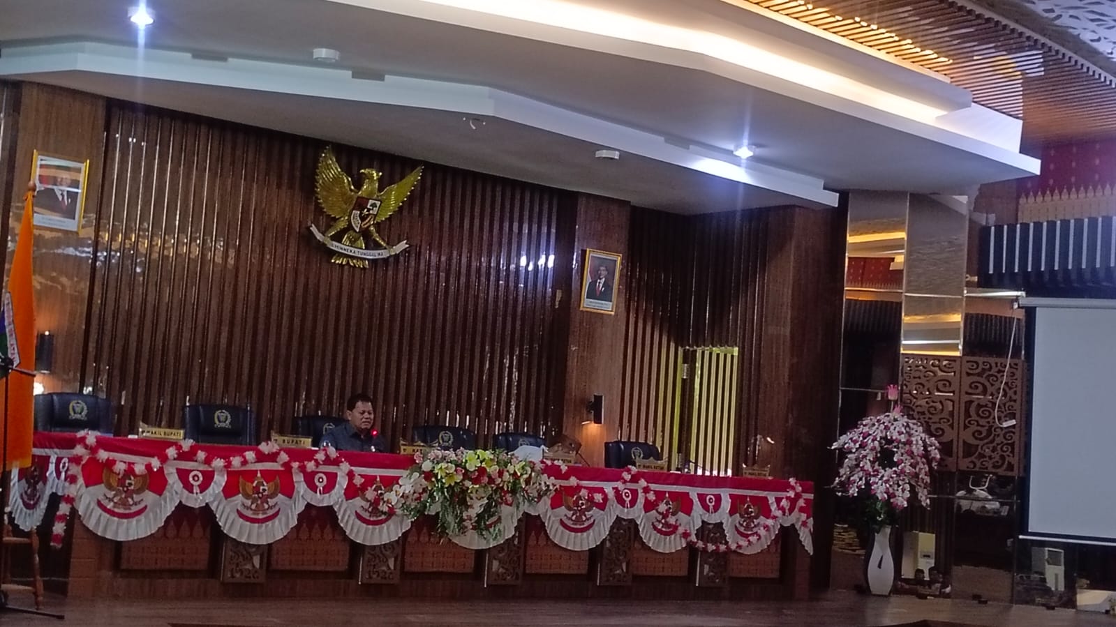 RDP Bangunan Mirip Klenteng Memanas, Ketua DPRD Pessel Semprot Perwakilan PT LMTA