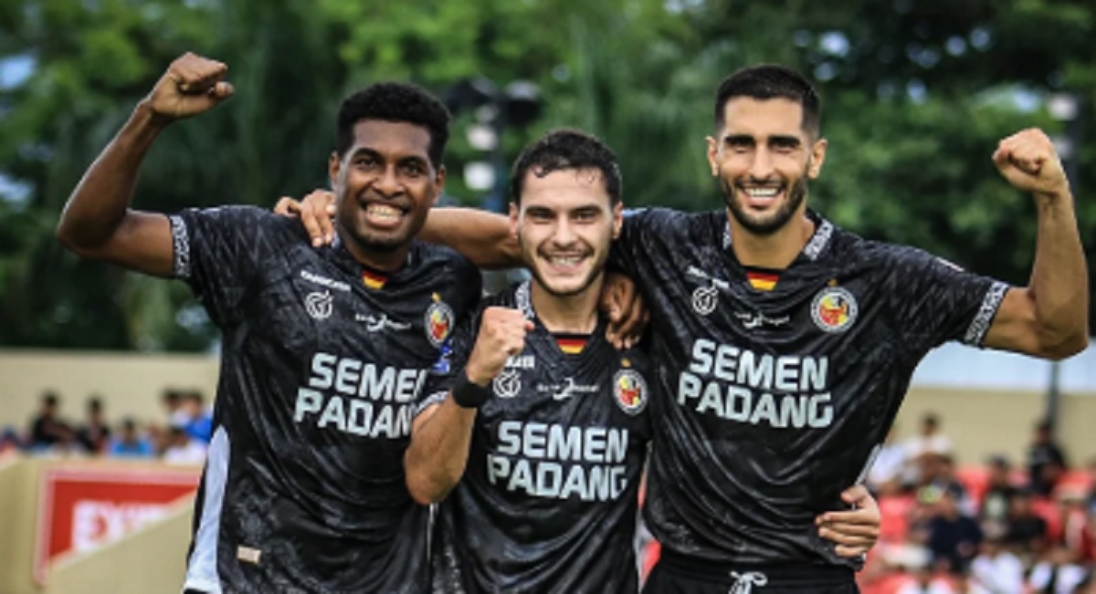 Persijap Dipaksa Menyerah 1-2 oleh Semen Padang Setelah Bermain dengan 10 Pemain