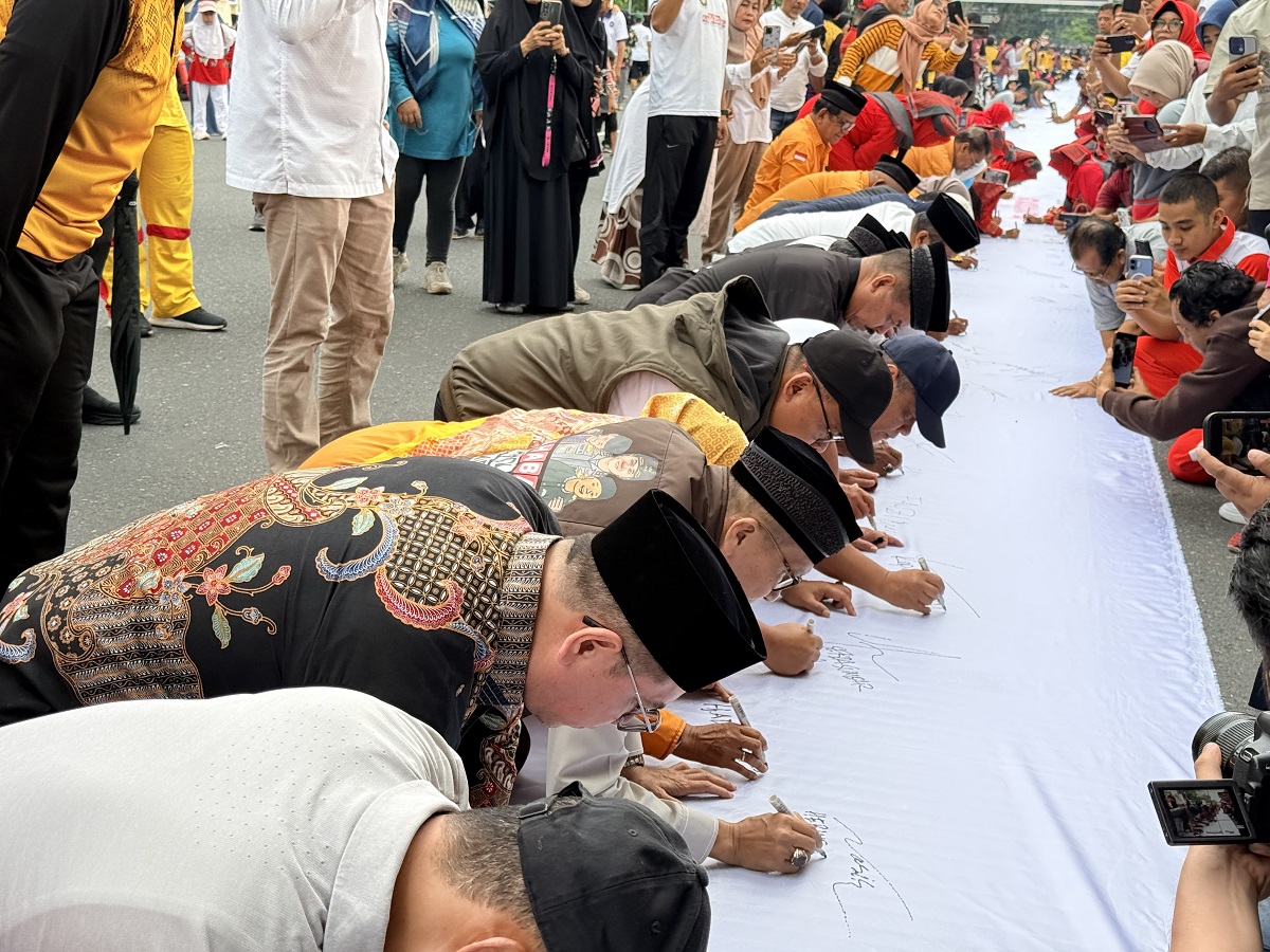 Benteng Keluarga dan Nilai Adat: Pemprov Sumbar Tabuh Genderang Perang Melawan Narkoba dan LGBT