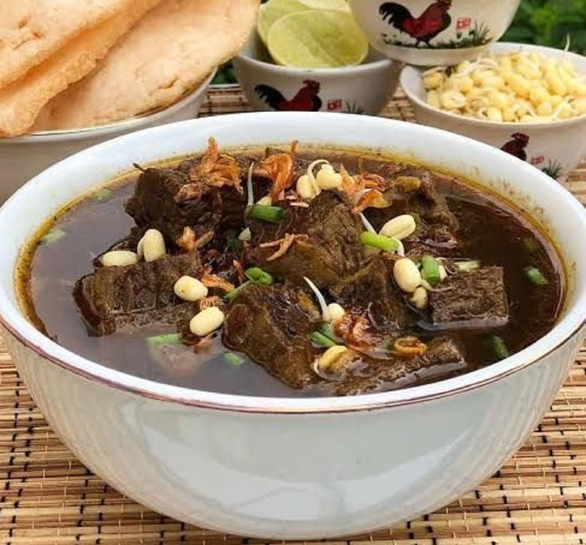 Lezat dan Kaya Rempah, Begini Resep Otentik Rawon Khas Jawa Timur