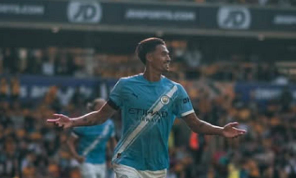 Tijjani Reijnders dukung Eliano Reijnders gabung Persib