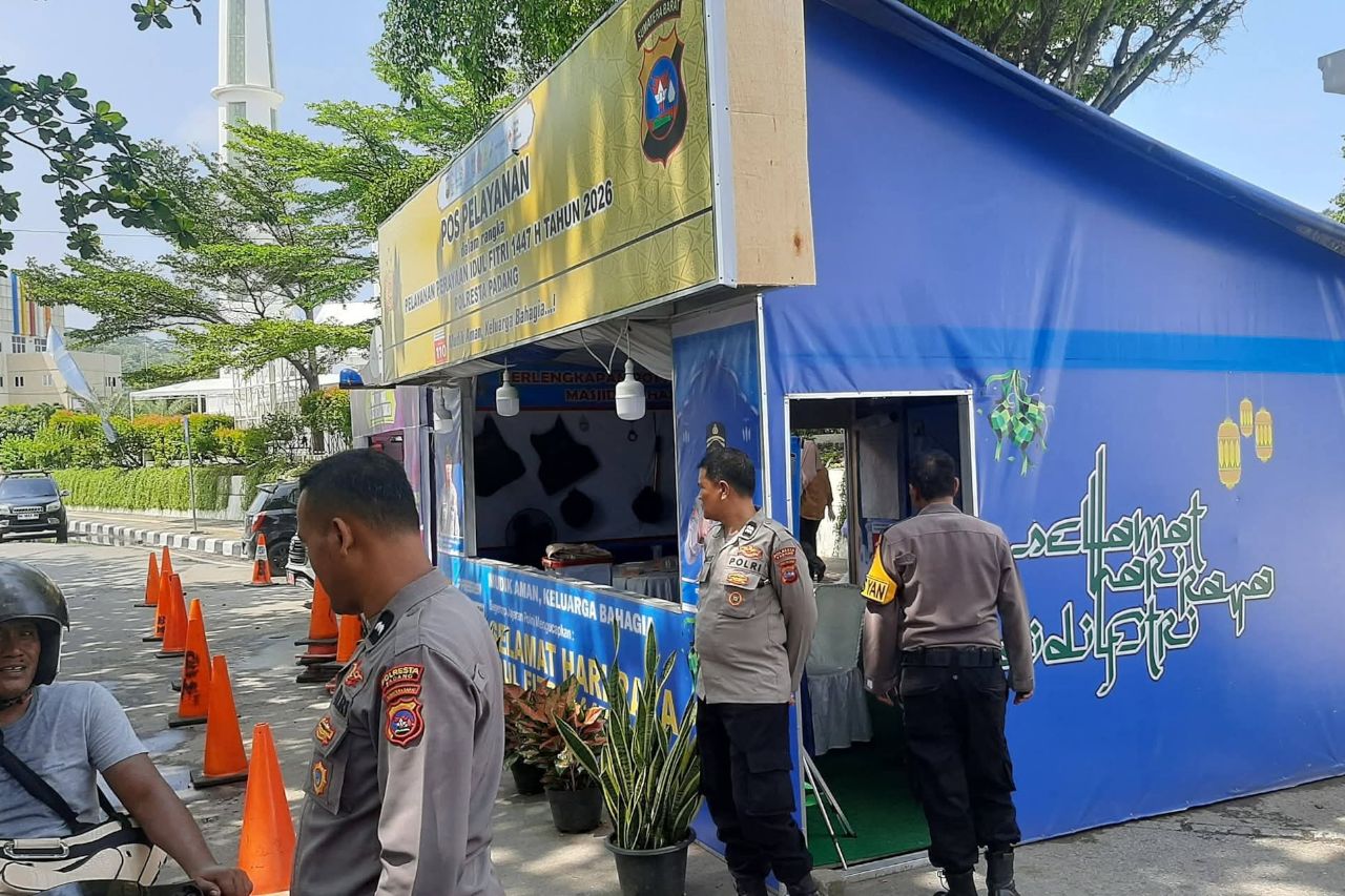 Pos Pelayanan Idul Fitri 1447 H di Padang Siaga Layani Pemudik dan Wisatawan