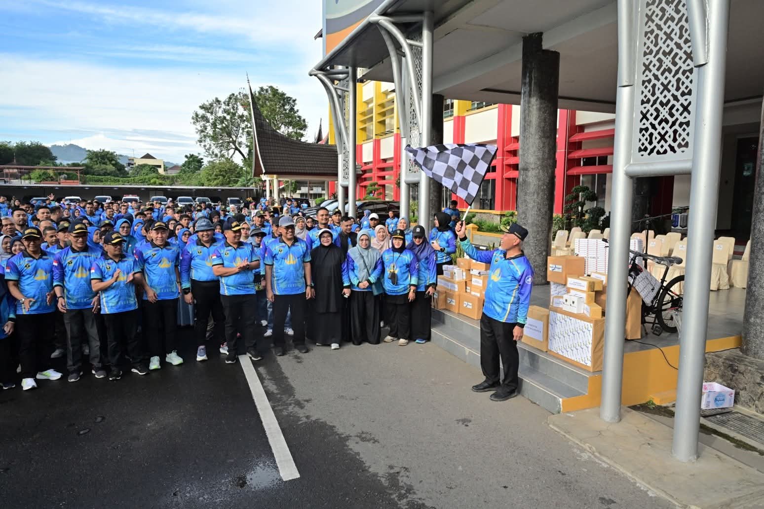 KORPRI Setdaprov Sumbar Peringati Hari Lahir Pancasila dengan Jalan Pagi Bersama