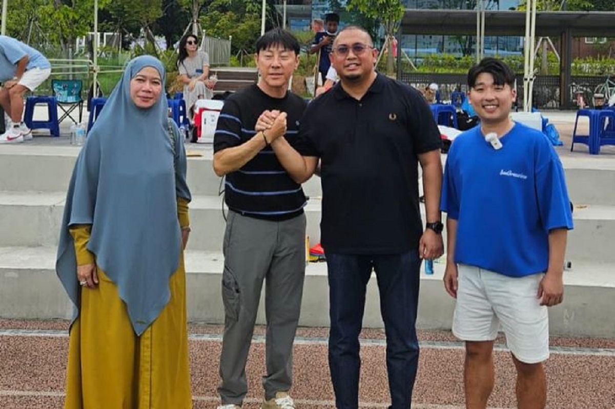 Shin Tae-yong Bertemu Andre Rosiade di Korea Selatan, Ini Topik yang Dibahas!