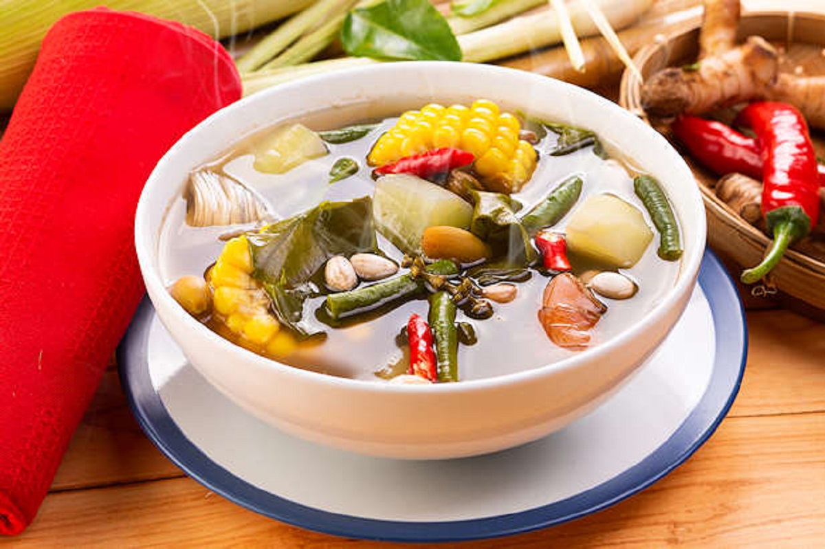 Sayur Asem, Hidangan Segar Khas Nusantara yang Selalu Bikin Rindu Rumah
