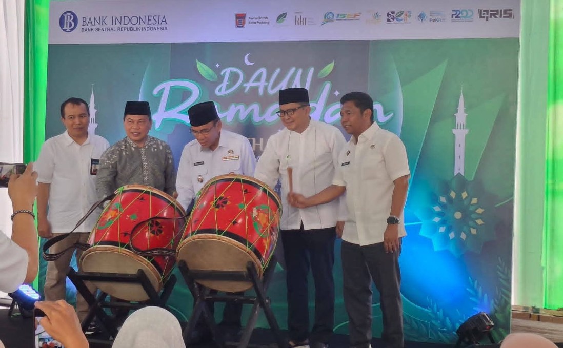 Semarak Ramadan di Masjid Al-Hakim, BI Sumbar Luncurkan Zona KHAS 2026